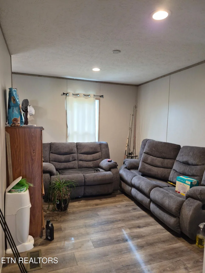Photo of 1630 Howell River Rd