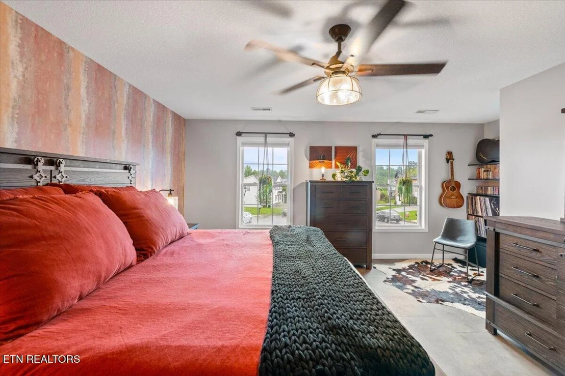 Photo of 6101 Starflower Lane