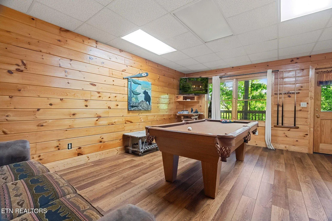 Photo of 746 Nighthawk Way
