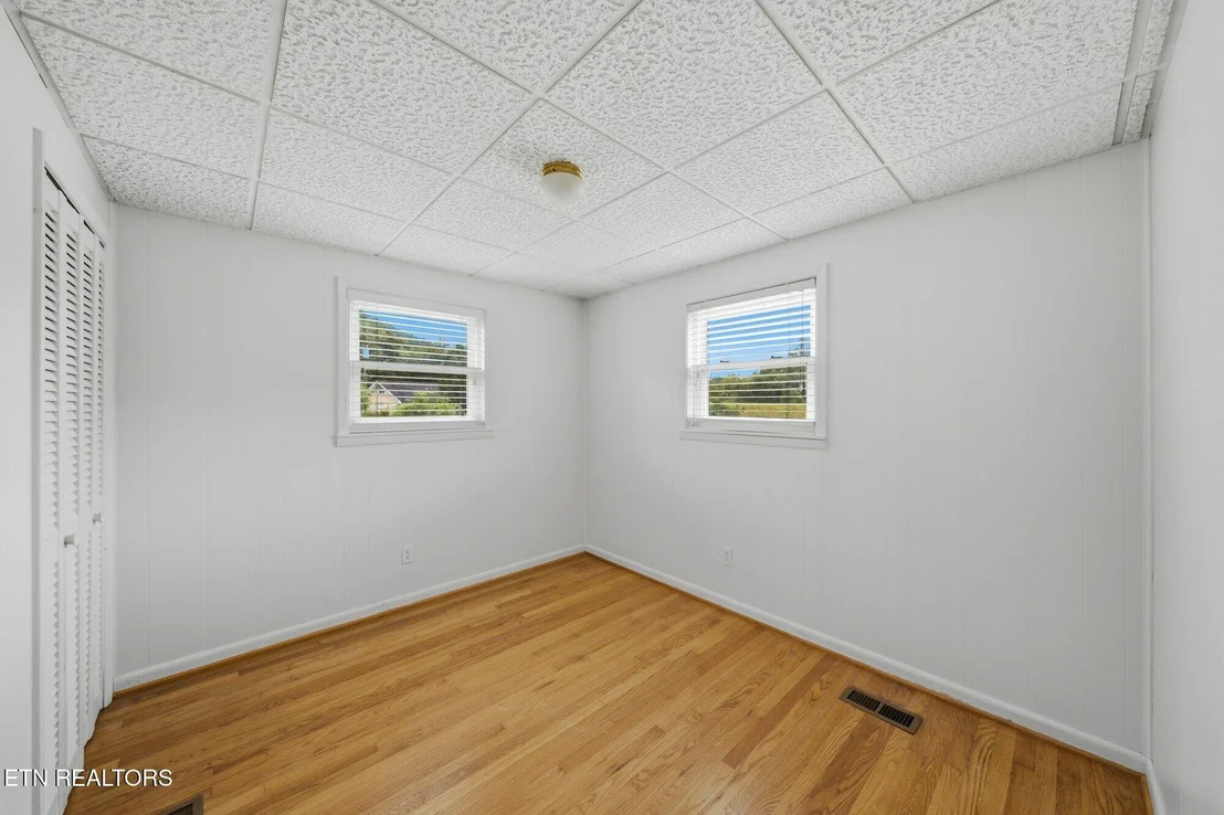 Photo of 912 Bud Lane