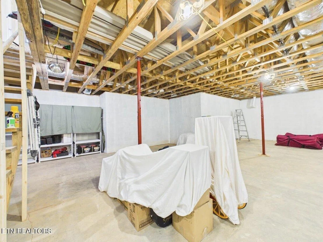 Photo of 317 Oak Grove Rd