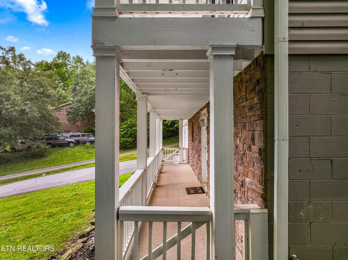 Photo of 1302 Irwin Drive