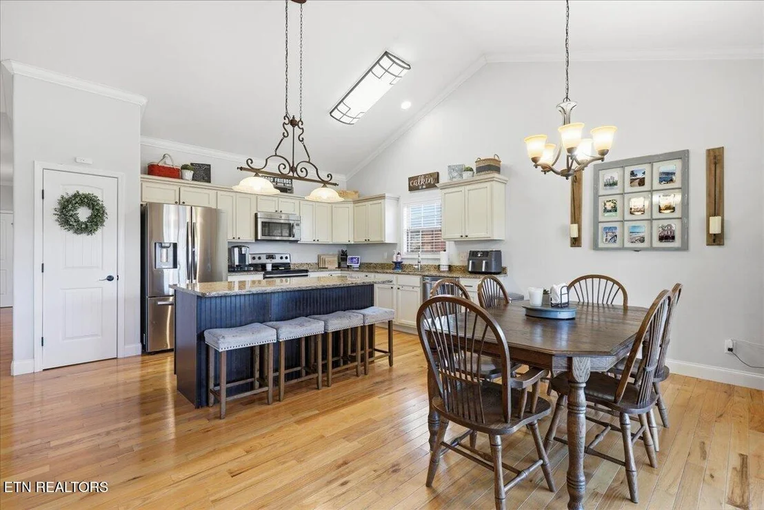 Photo of 1179 Linford Circle