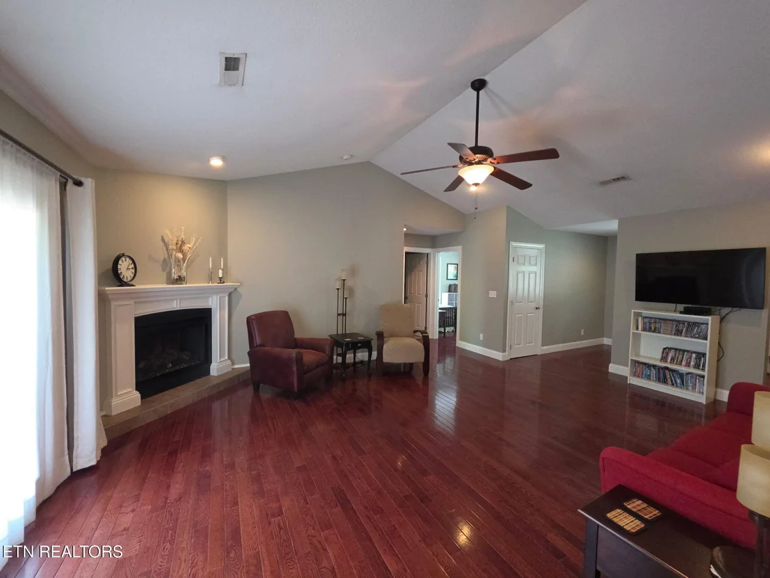 Photo of 140 LANCASTER St
