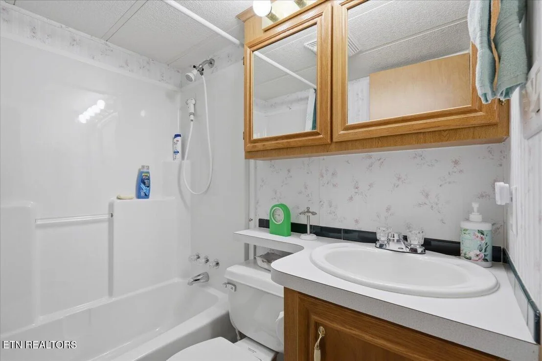 Photo of 856 Peacock Ridge Drive
