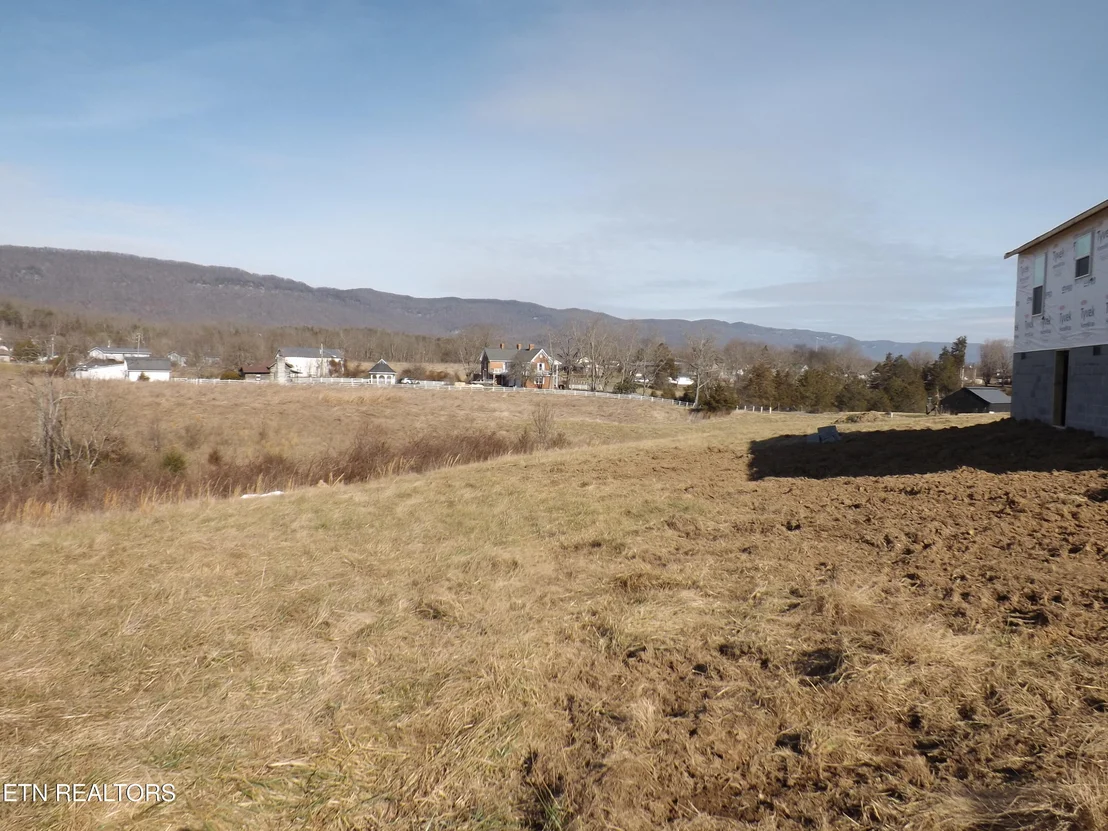 Photo of 963 Shawanee Rd