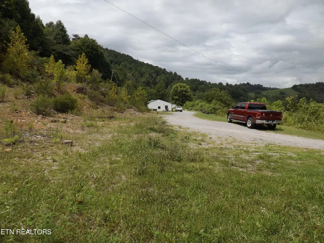 Photo of 5075 E Highway 25E