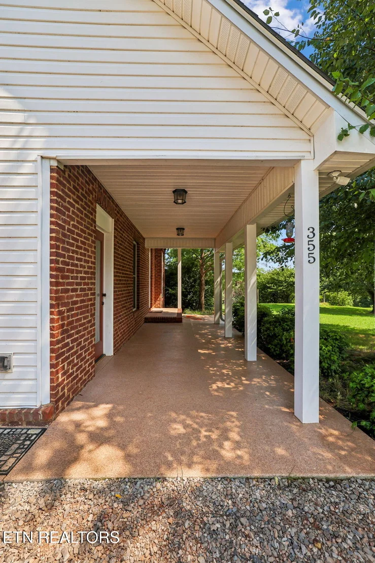 Photo of 355 County Road 470