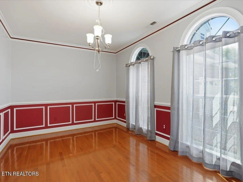 Photo of 311 Alberts Cove
