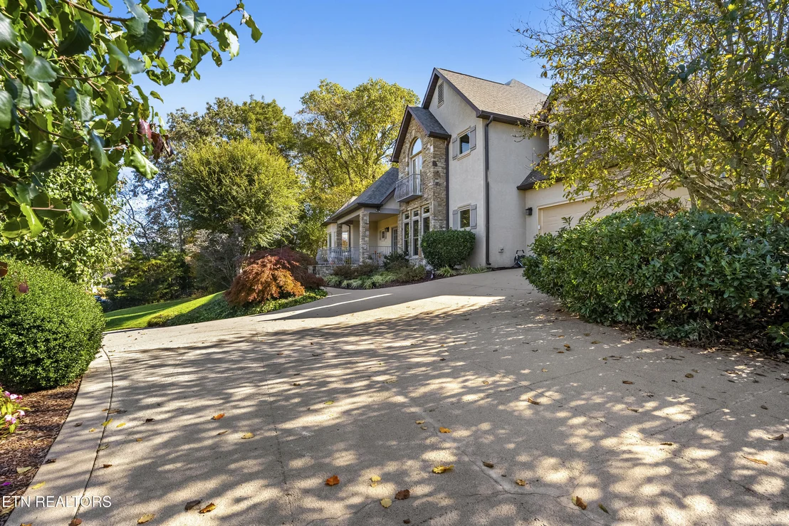 Photo of 310 Pineberry Drive