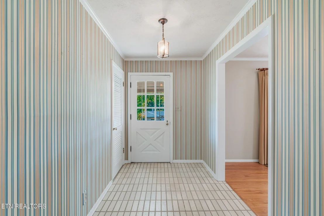 Photo of 220 Sutton Lane
