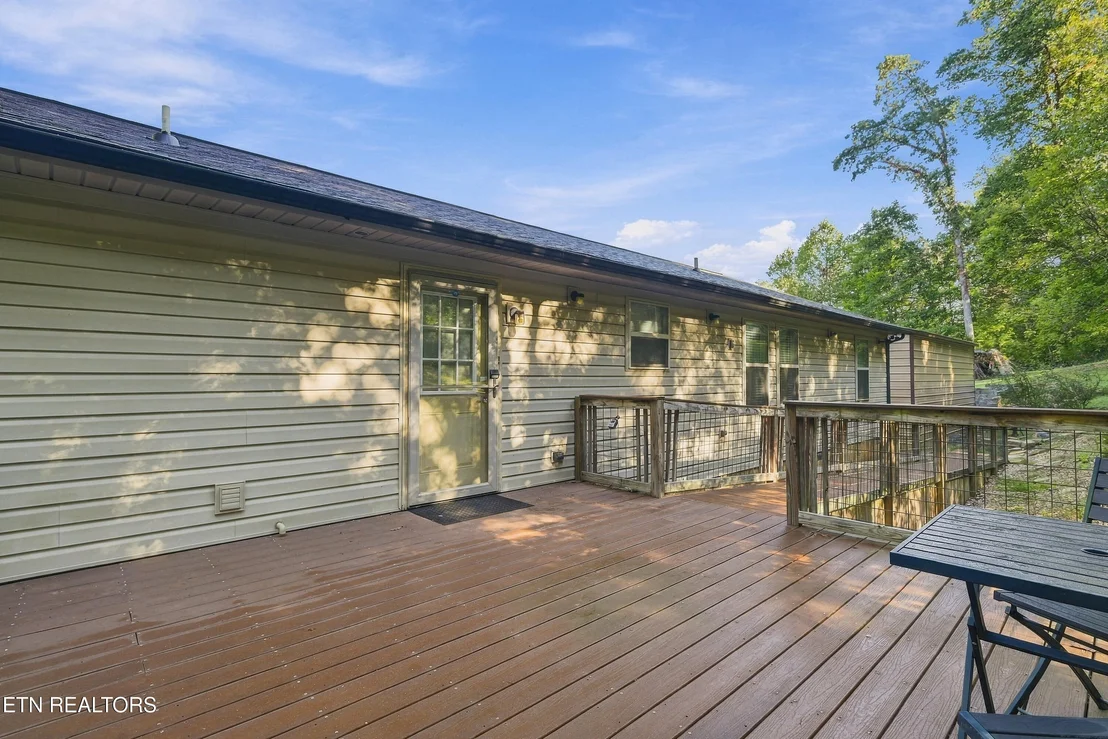 Photo of 2021 Compton Court