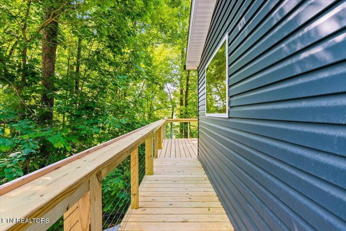 Photo of 264 Rain Valley Rd