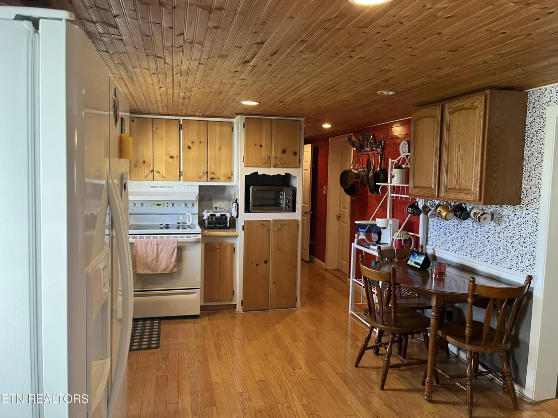Photo of 2330 Webb Rd