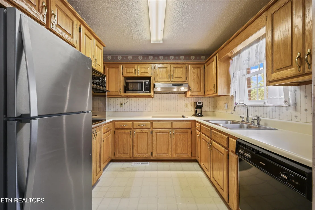 Photo of 2418 Tipton Loop Rd