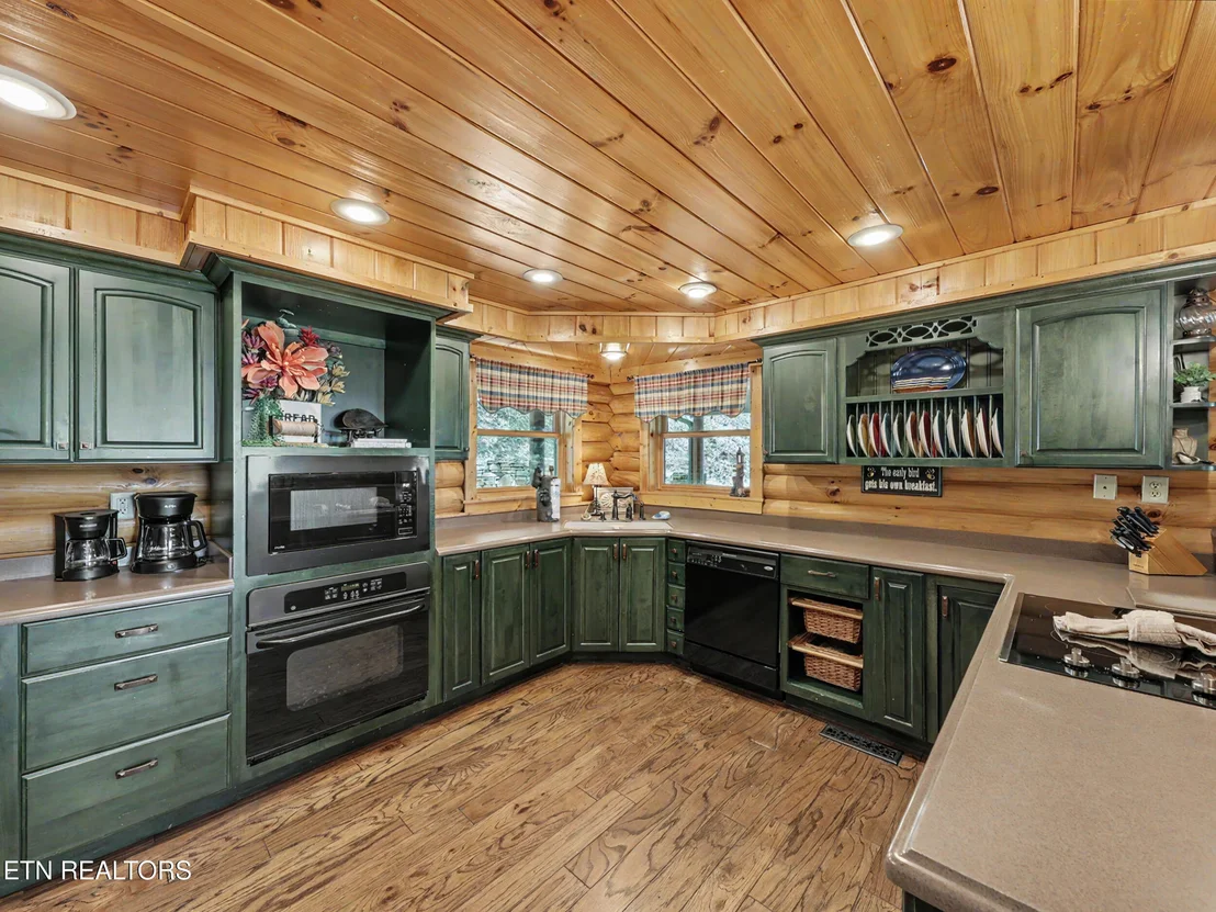 Photo of 2414 Walnut Cove Way Way