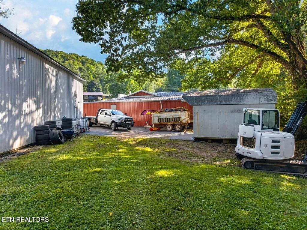 Photo of 4921 Hooper Hwy