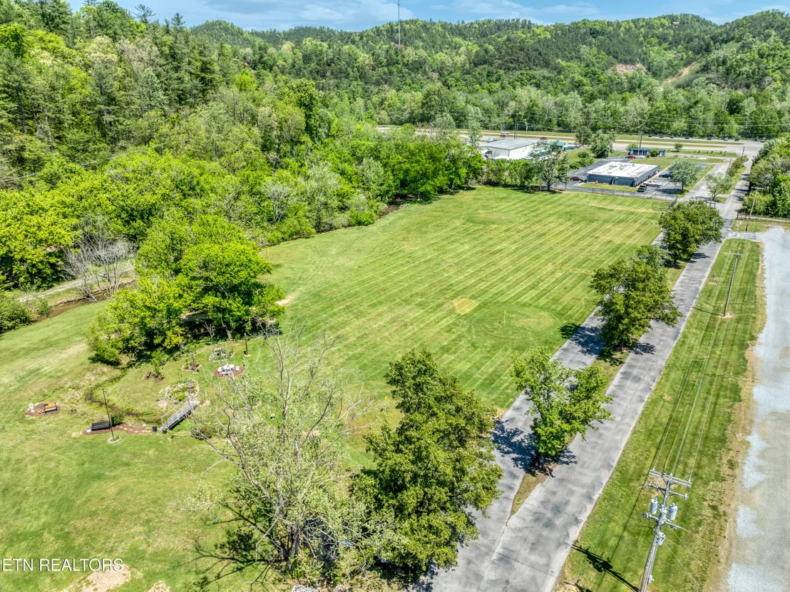 Photo of 419 Mountain Thrush Drive