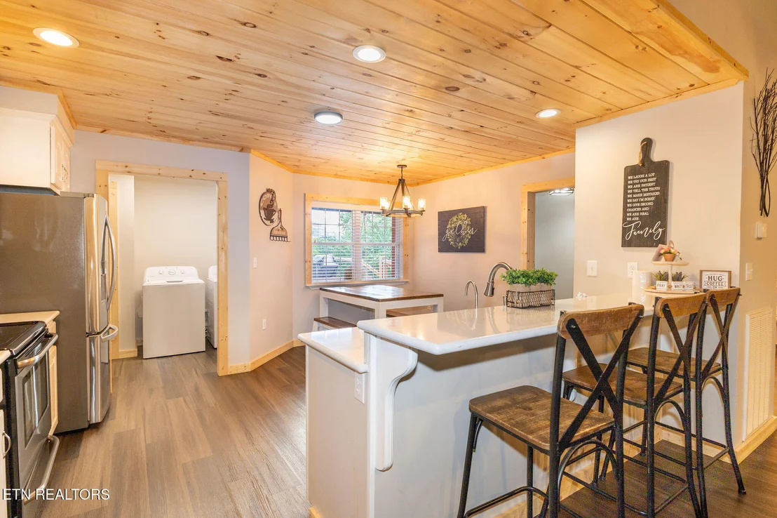Photo of 3307 Valley High Rd