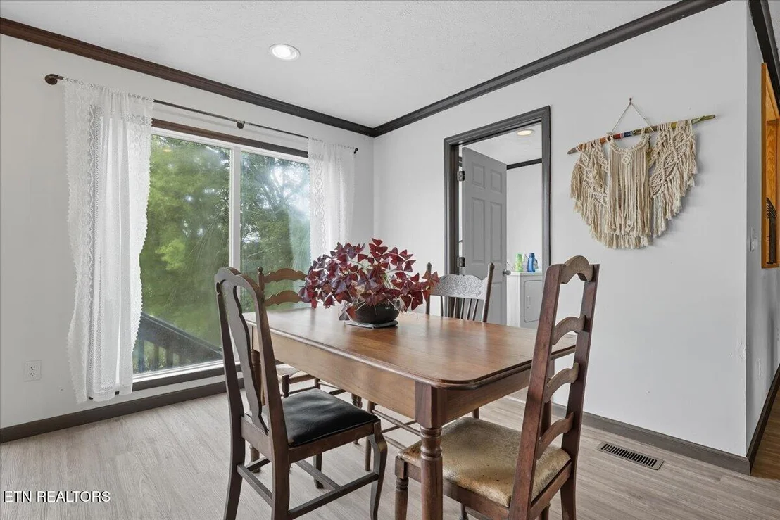 Photo of 340 Trigonia Rd