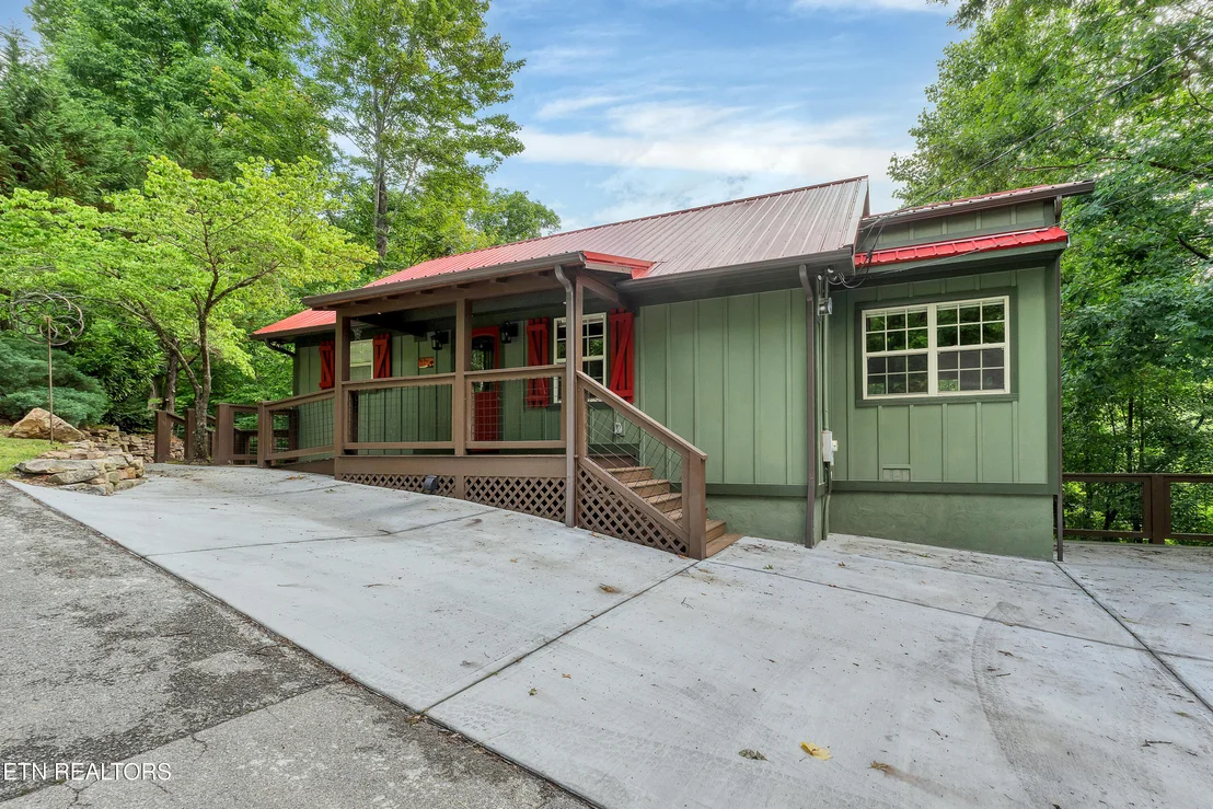 Photo of 236 Tolliver Tr