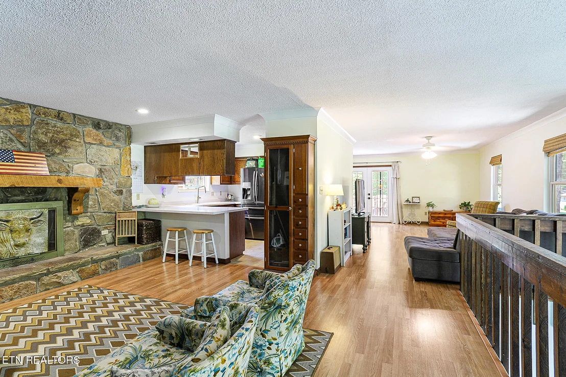 Photo of 146 Vanderview Drive