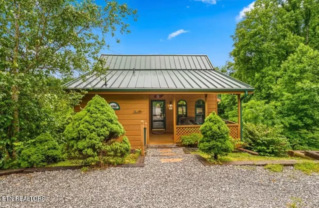 Photo of 517 Hideaway Ridge Circle