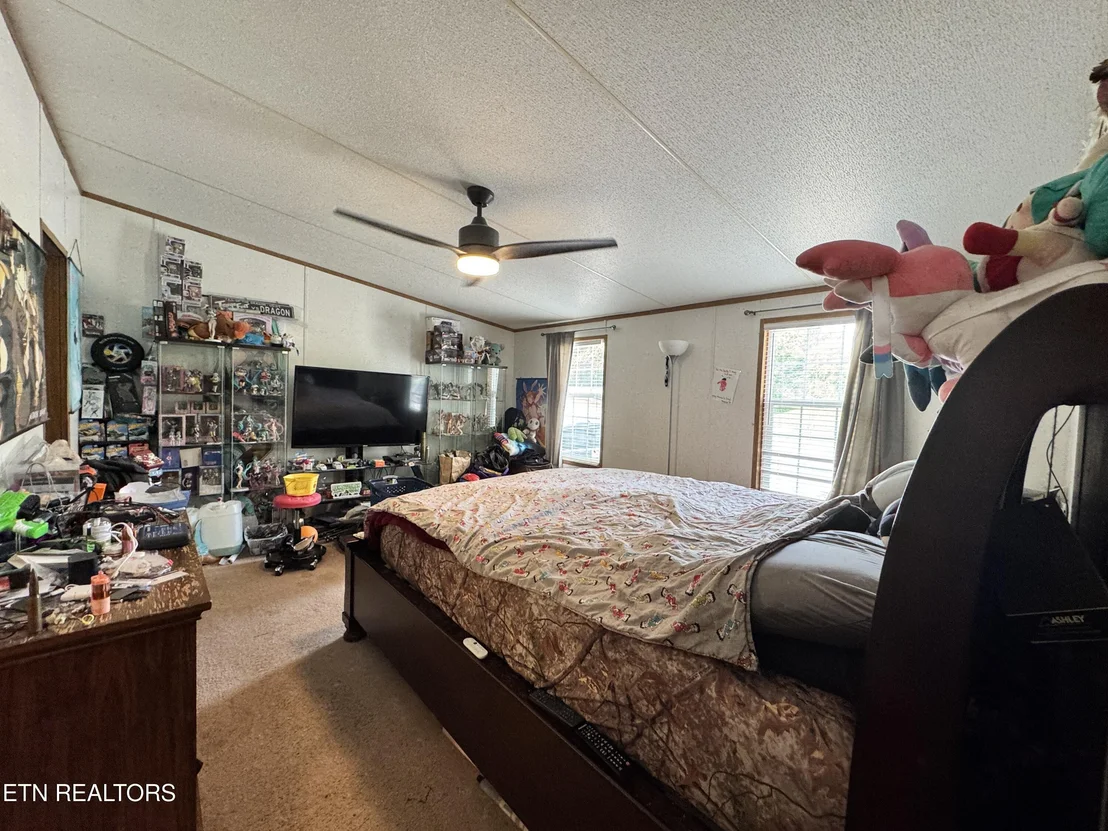 Photo of 102 Loggers Lane
