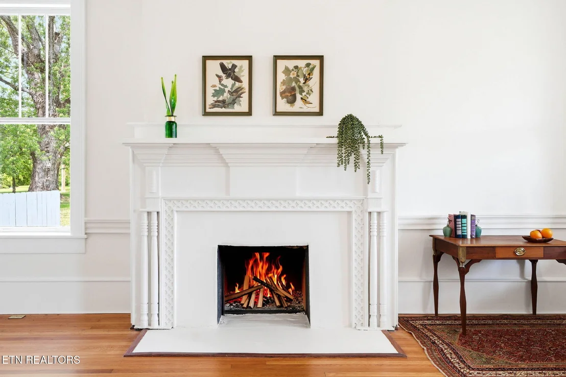 Photo of 240 Maplehurst Lane