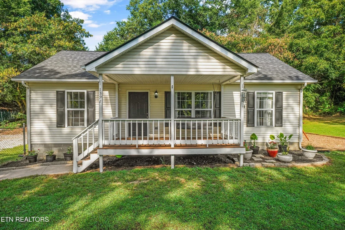 Photo of 1392 James Ferry Rd