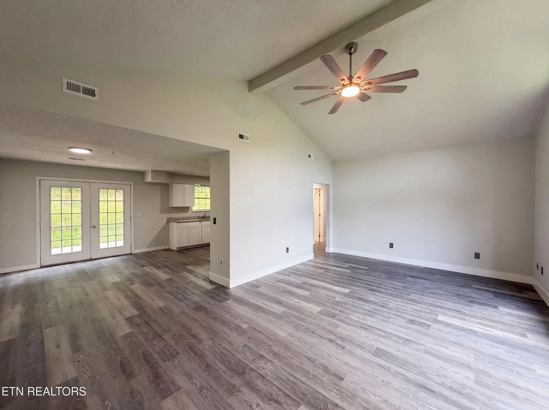 Photo of 1430 Hawk Lane