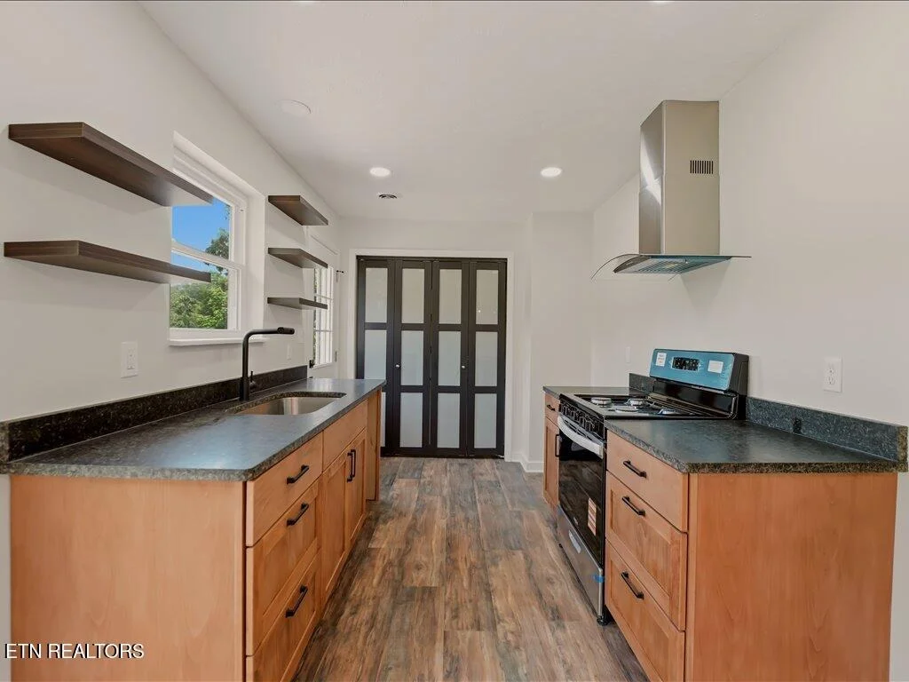 Photo of 1241 Taylor Rd