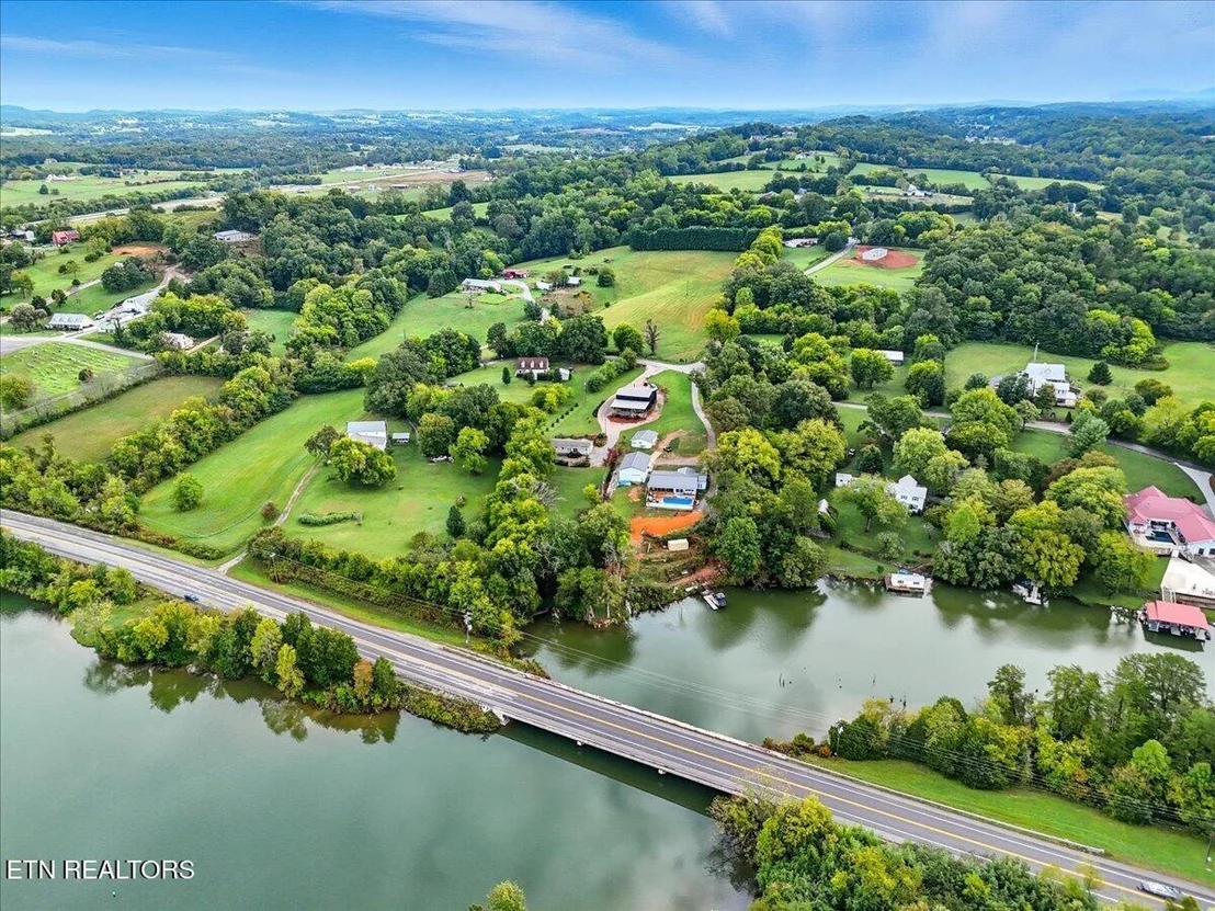 Photo of 340 Trigonia Rd
