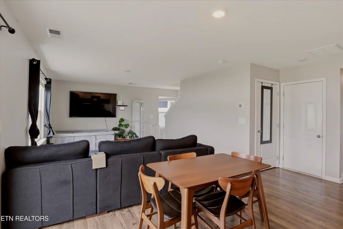 Photo of 1248 Cole Drive