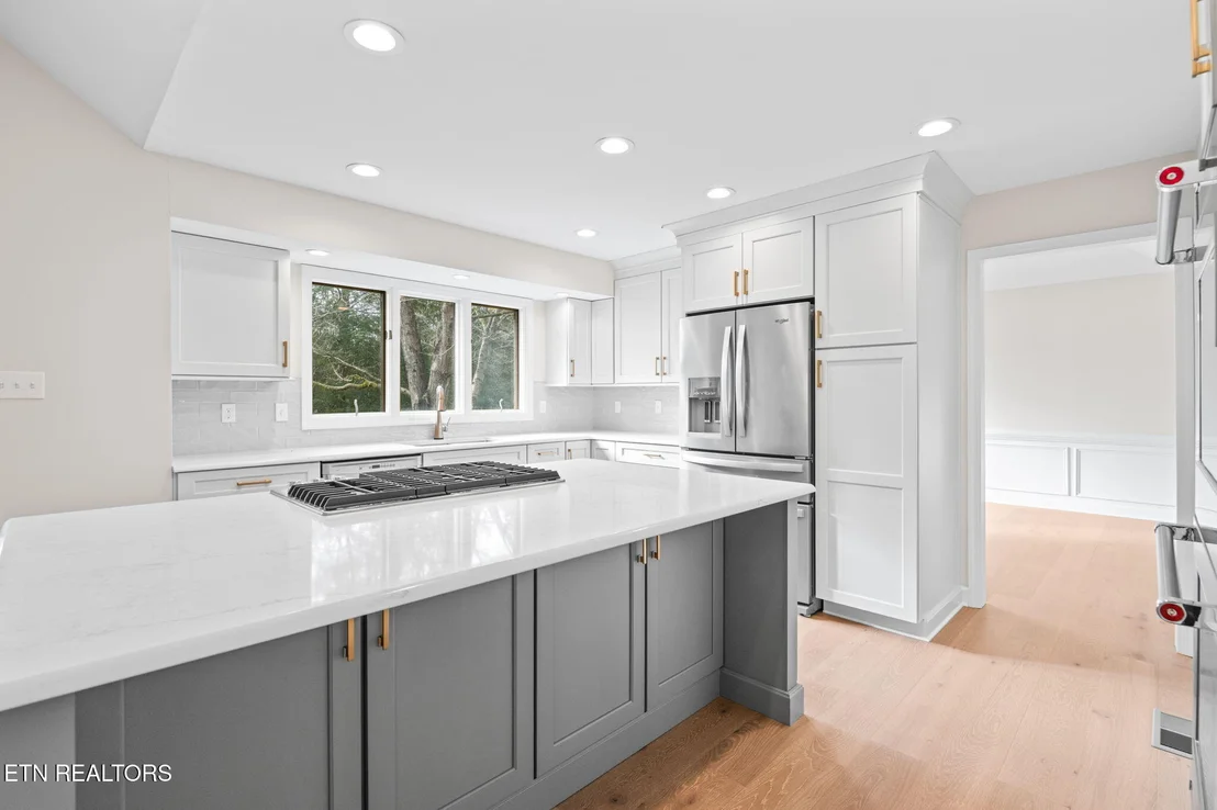 Photo of 452 Mariner Point Drive
