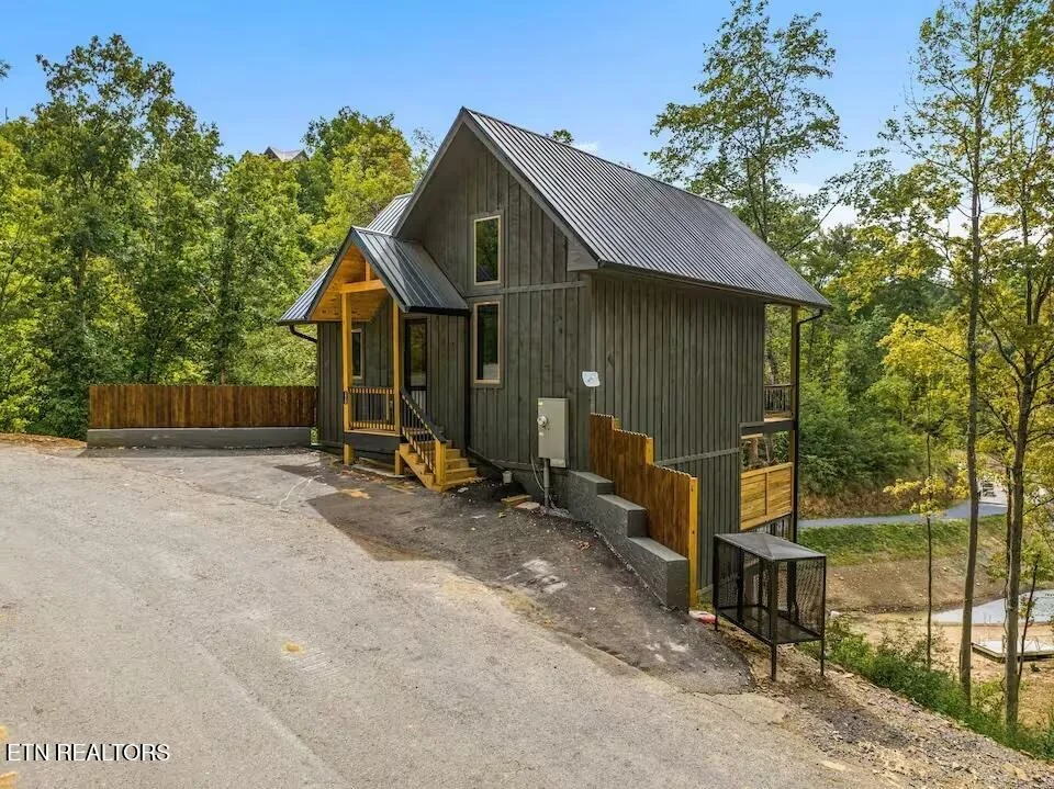 Photo of 220 Jolene Way