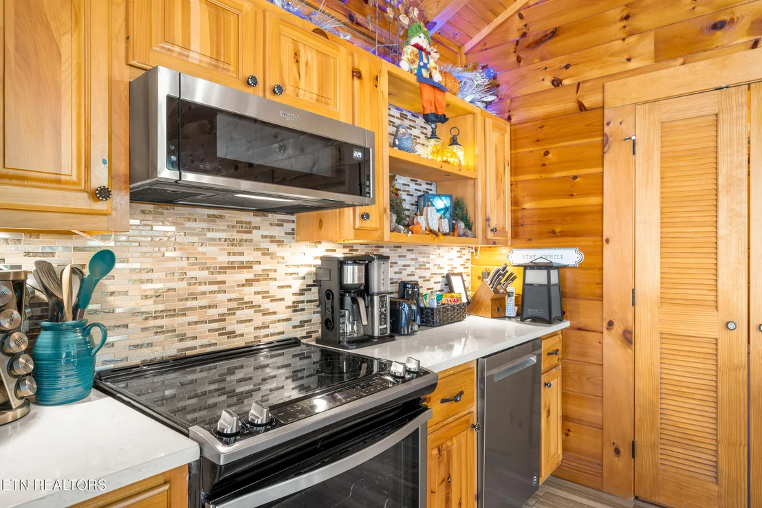 Photo of 2323 River Port Way