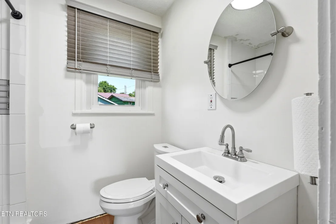 Photo of 1128 Huffland Drive