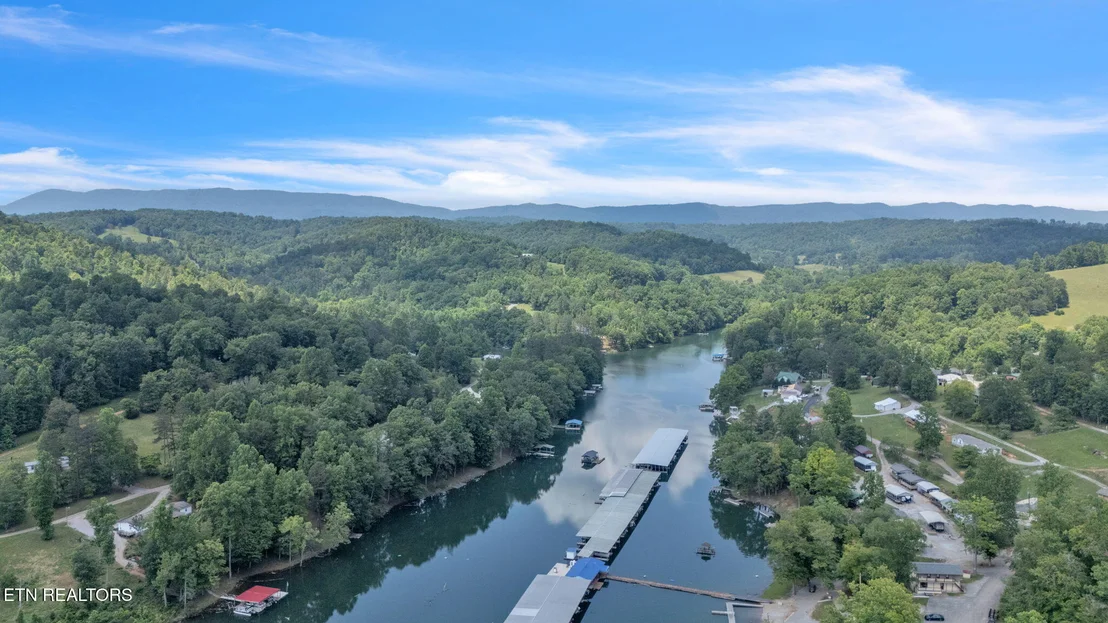 Photo of 237 Blue Ridge Rd