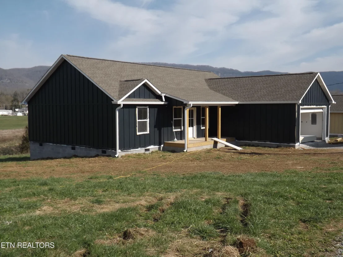 Photo of 955 Shawanee Rd