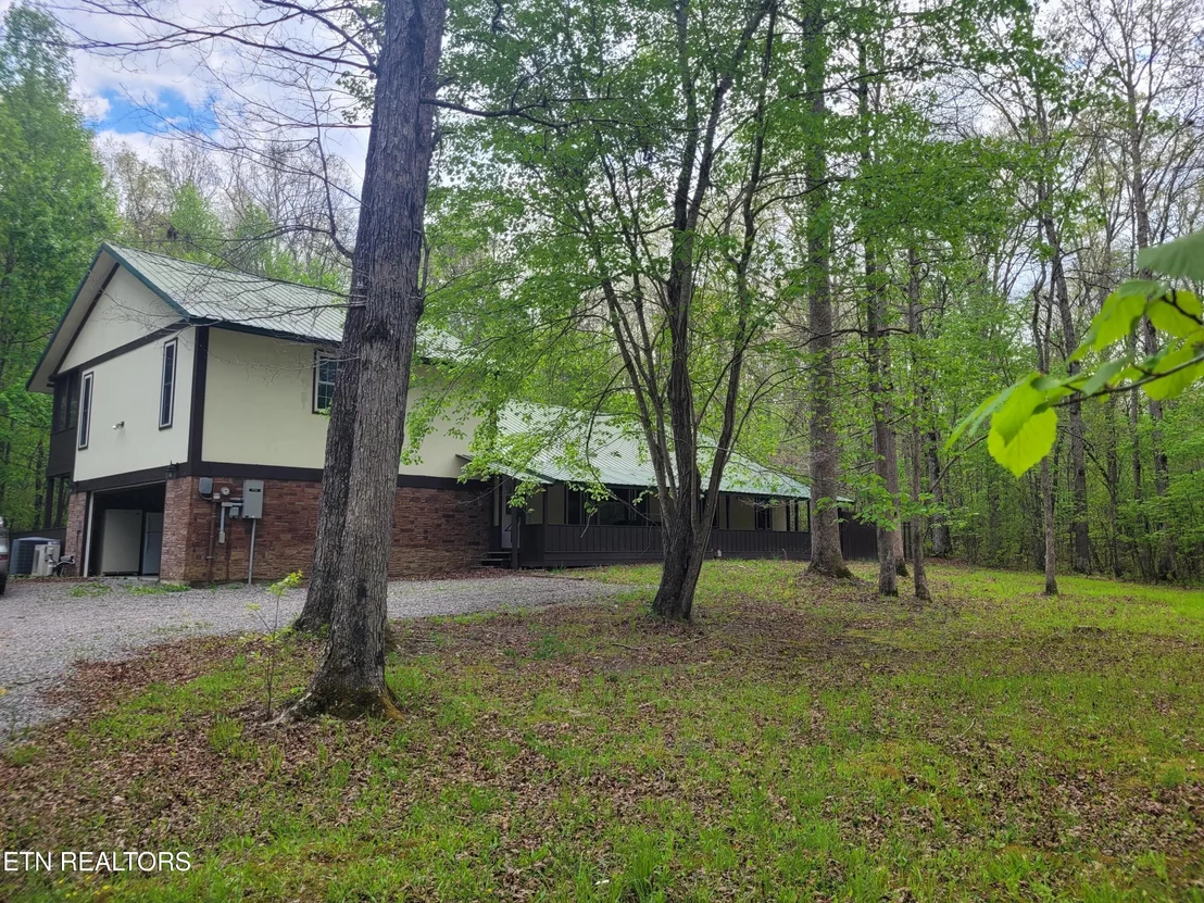 Photo of 540 Leistner