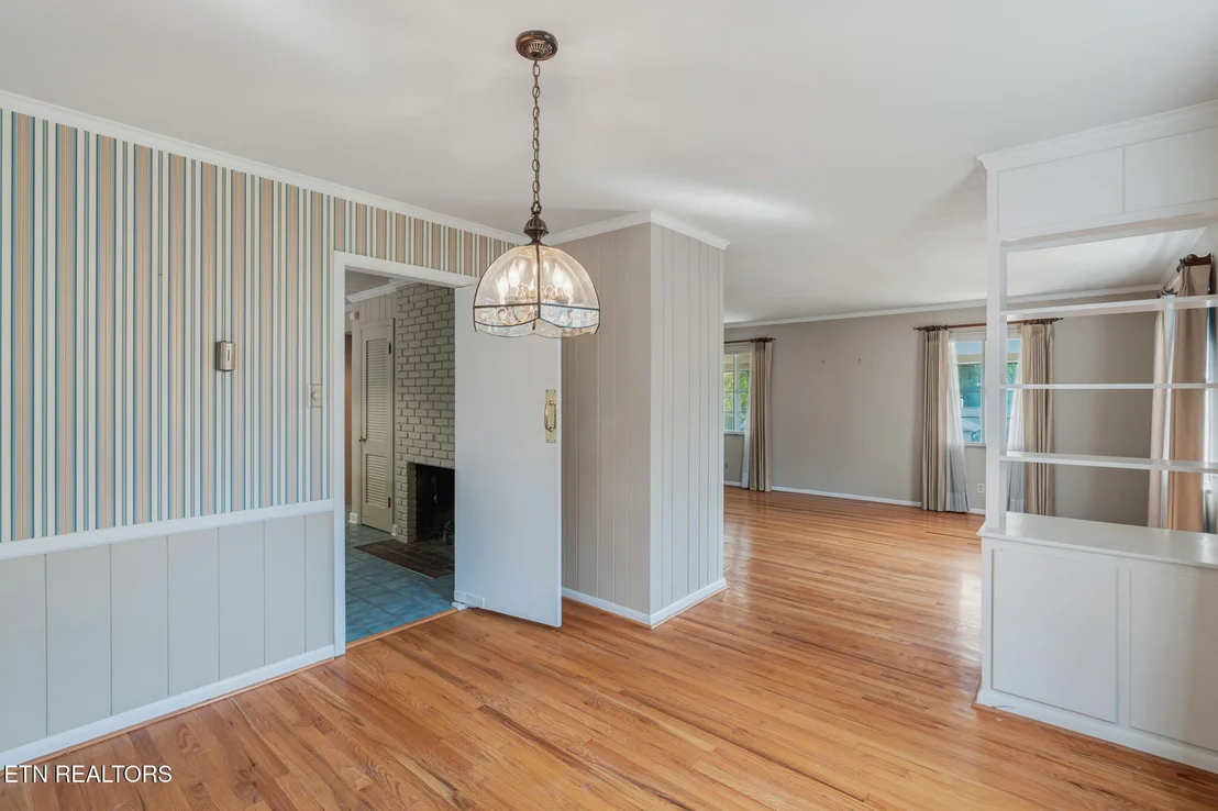 Photo of 220 Sutton Lane