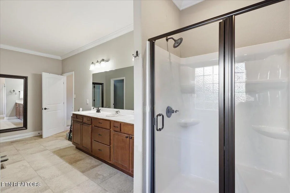 Photo of 1179 Linford Circle