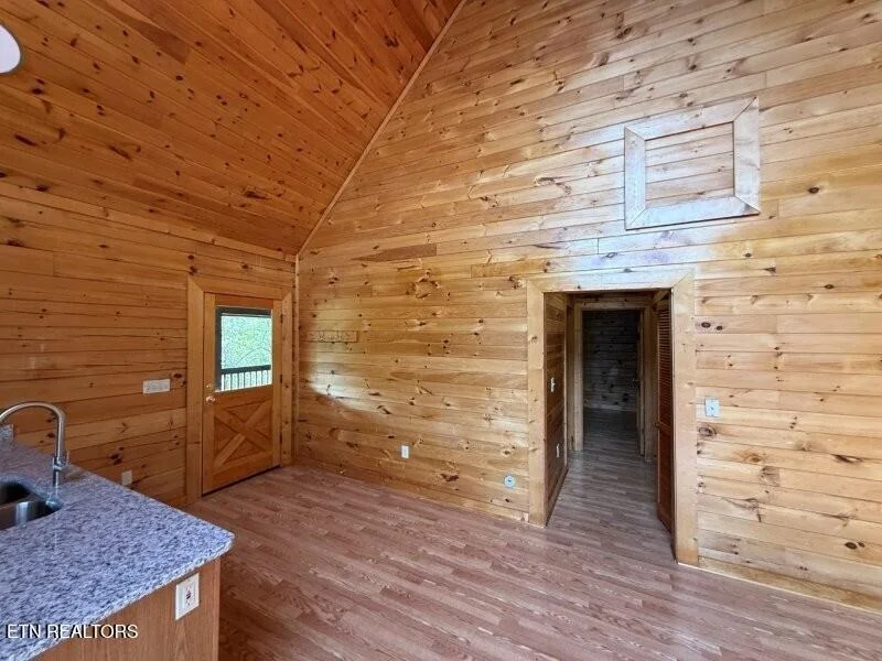 Photo of 2523 Fleming Way