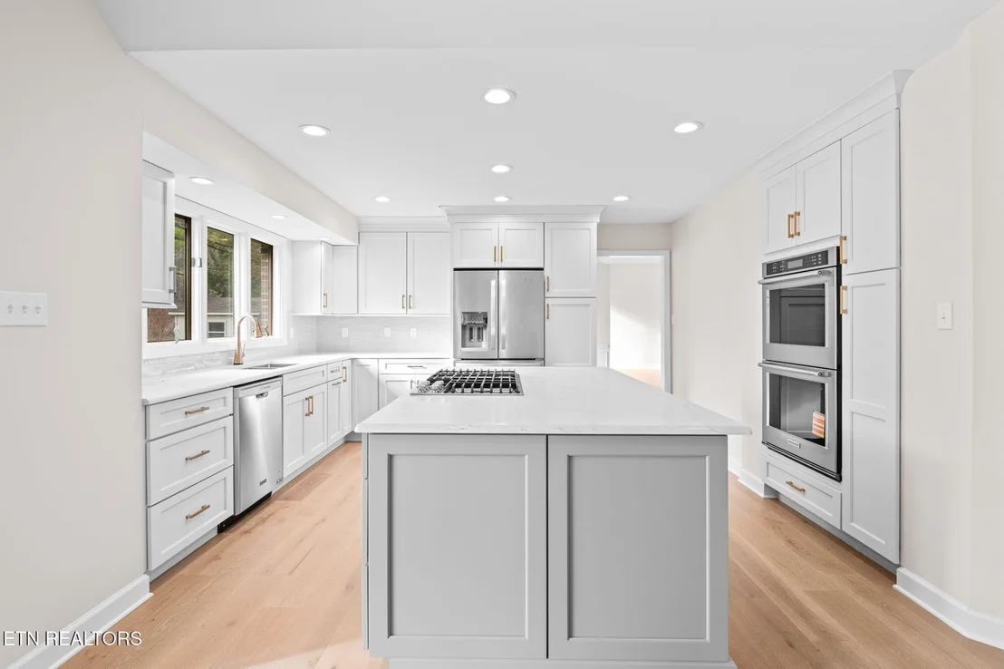 Photo of 452 Mariner Point Drive