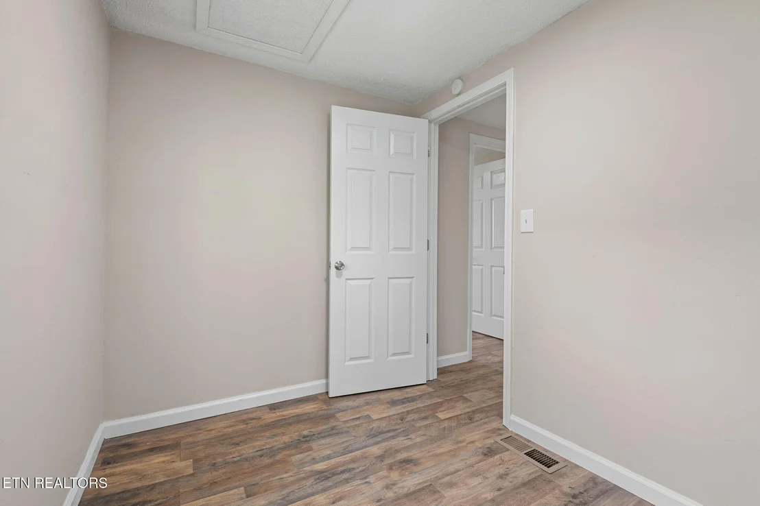 Photo of 1005 Drive D.