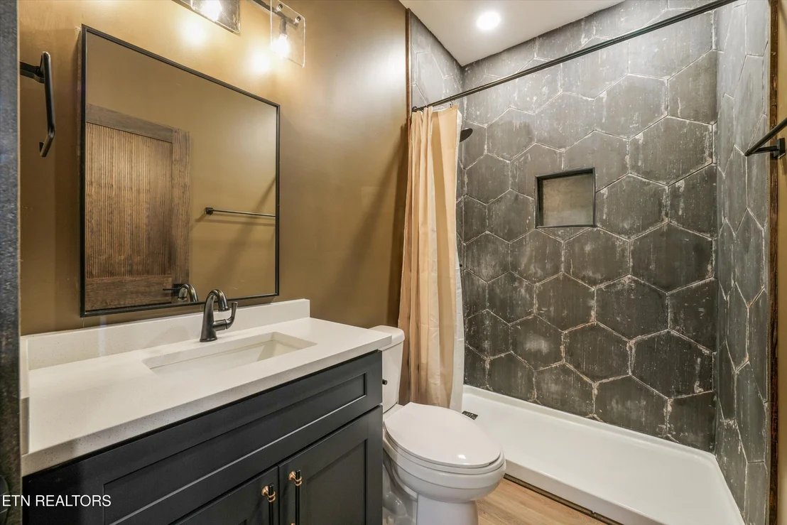 Photo of 432 Hatchet Way