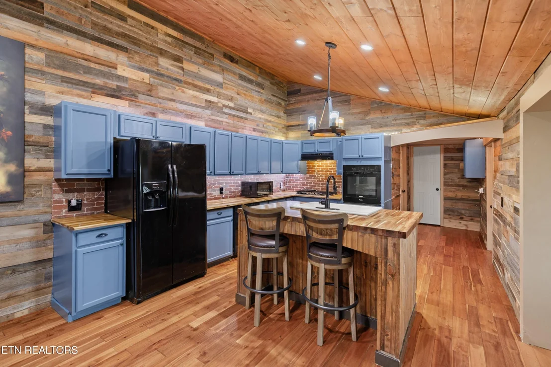 Photo of 1690 Goodman Loop