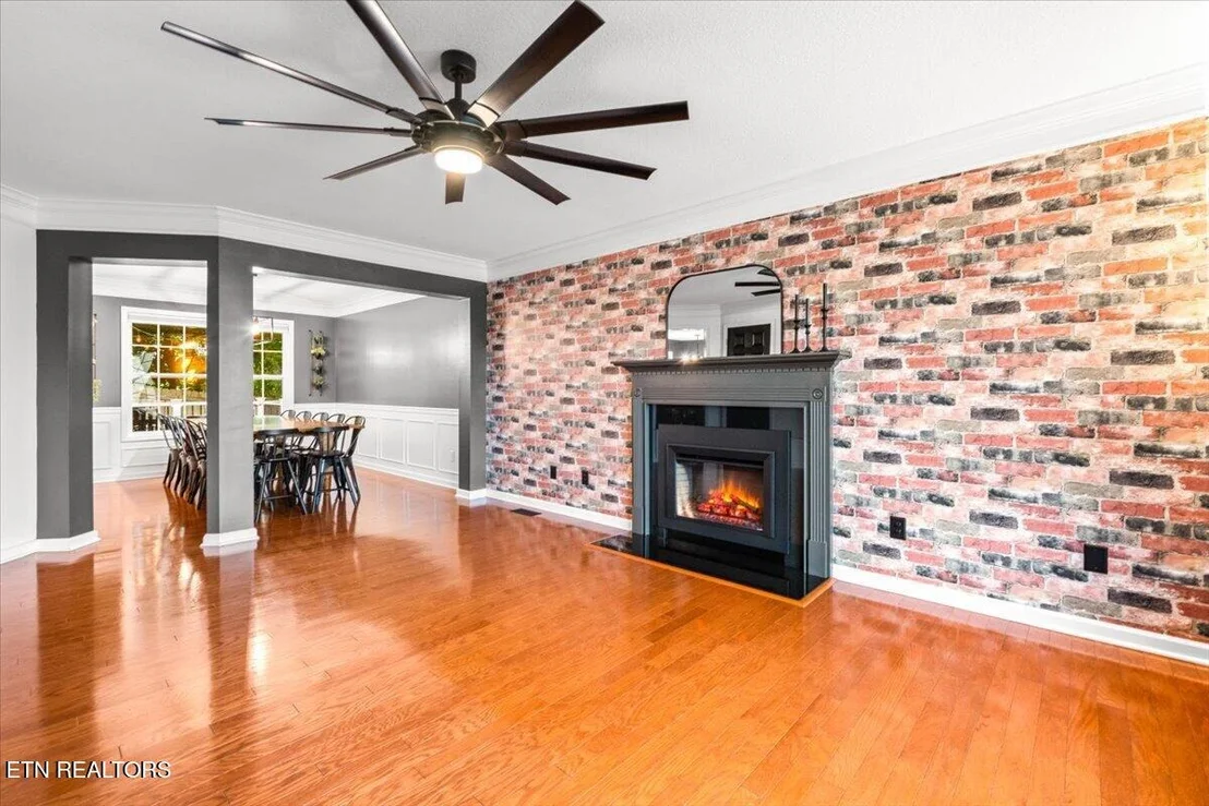 Photo of 6101 Starflower Lane