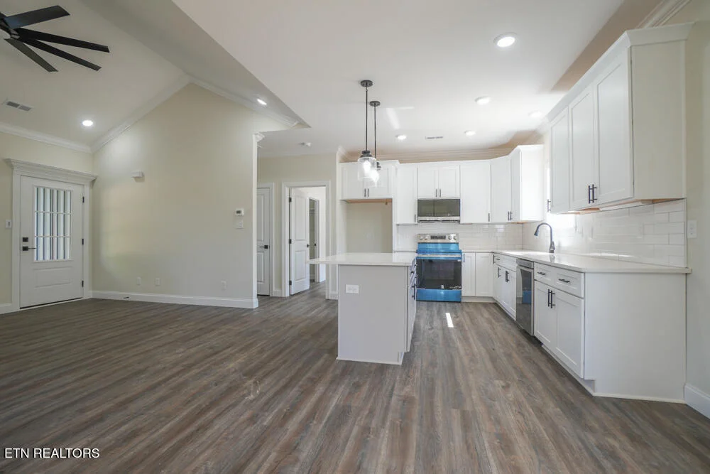 Photo of 5145 Gregory Rd